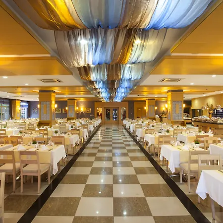 מלון Garden 5*