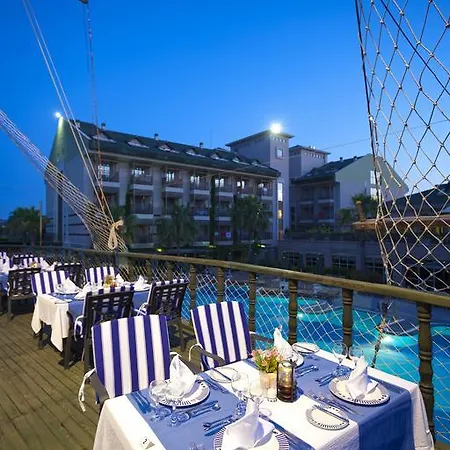 Garden Hotel Side